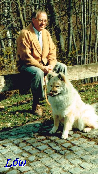 Oktober 1989 -  Opa mit Hund